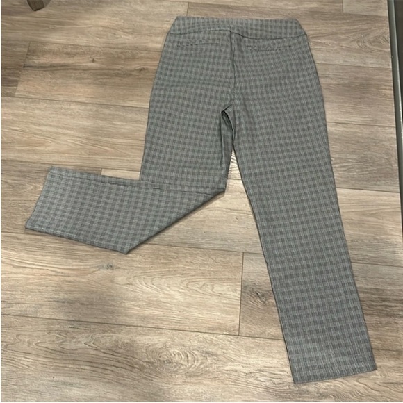 NWOT Hilary Radley Black and White Plaid Dress Pants Size M - Picture 3 of 7